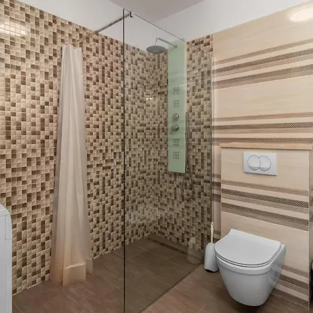 Amazing In With Kitchen * Novi Vinodolski